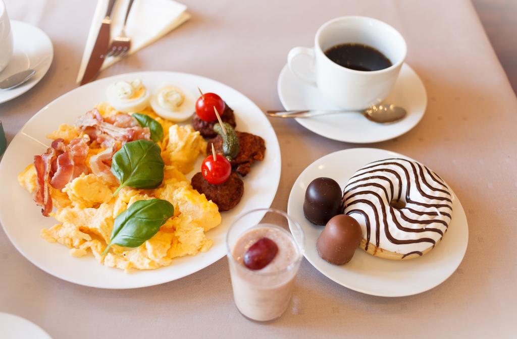 Dittmers Hotel Фленсбург Екстериор снимка