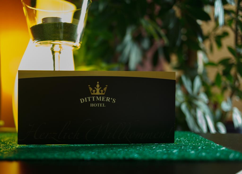 Dittmers Hotel Фленсбург Екстериор снимка