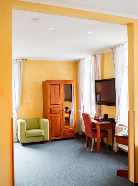 Dittmers Hotel Фленсбург Екстериор снимка