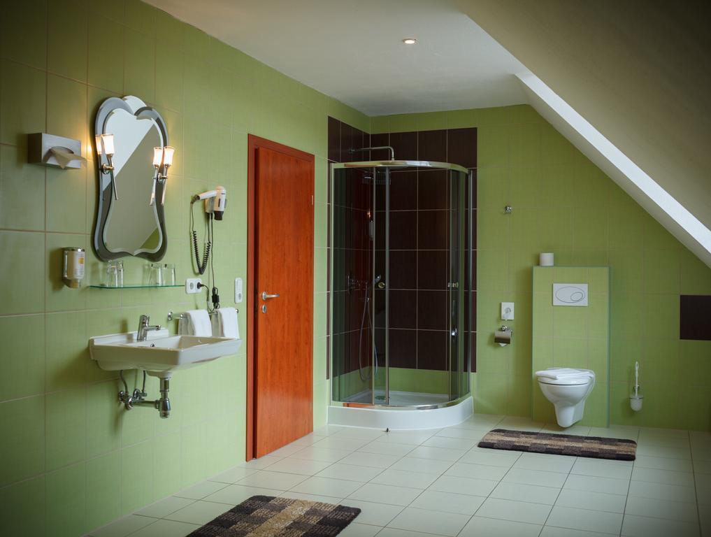 Dittmers Hotel Фленсбург Екстериор снимка
