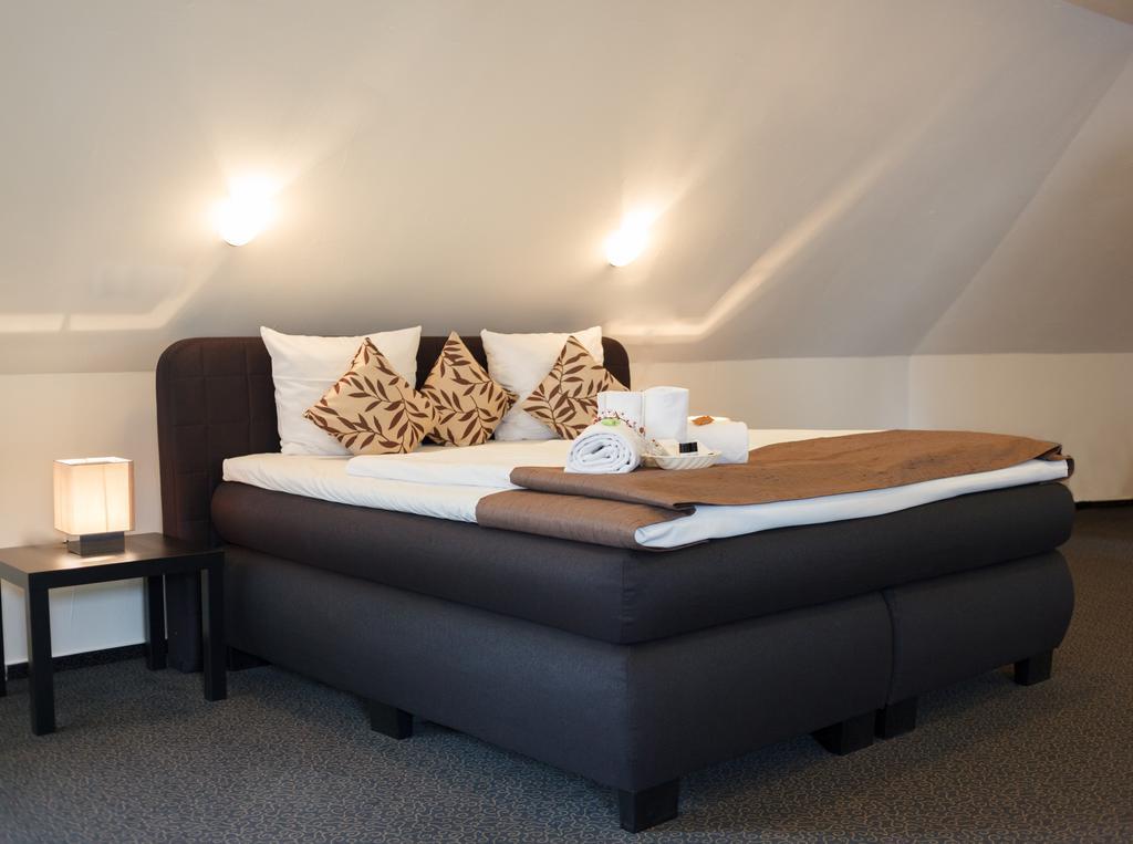 Dittmers Hotel Фленсбург Екстериор снимка